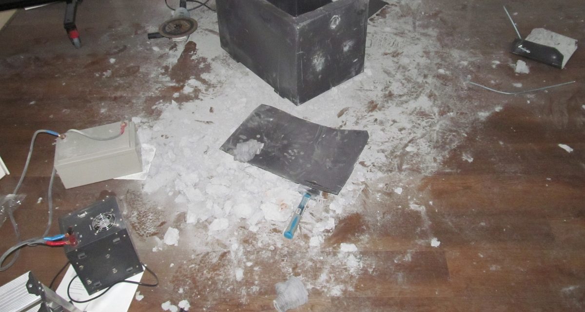 Несовершеннолетняя отдала мошенникам деньги и золото на 18 миллионов рублей